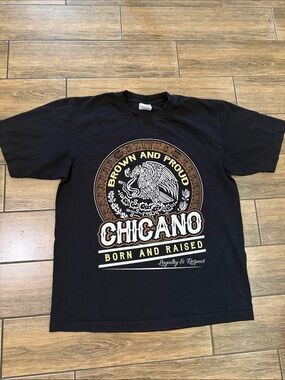 Shaka wear Chicano born And Raised T shirt XL